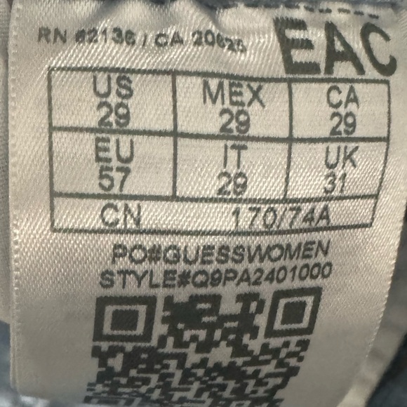 Guess Light Wash Denim Overalls Size 29 - Picture 4 of 5